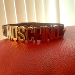 Moschino choker necklace